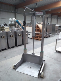 Mobile stainless steel lift